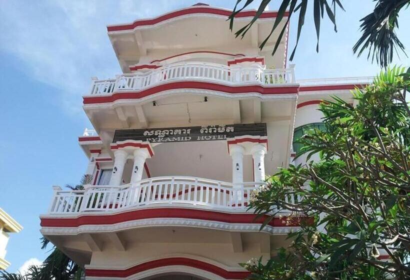 Pyramid Hotel & Spa