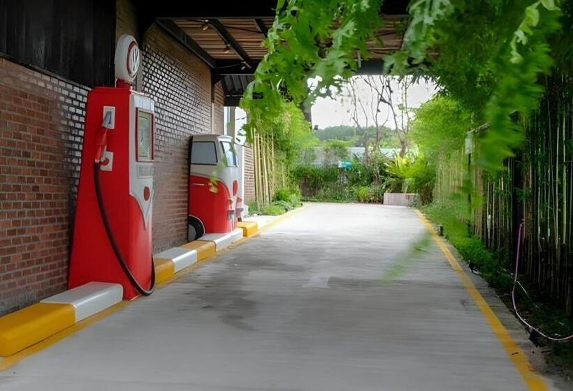 Riverhills Resort