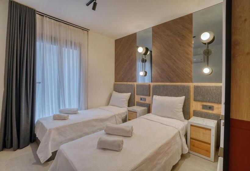 Ayayorgi Homes