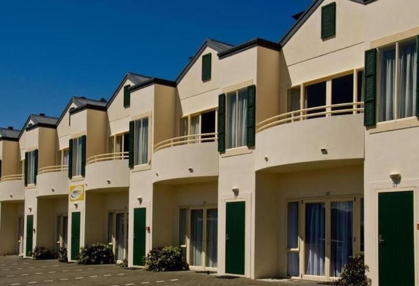Beach Front Motel