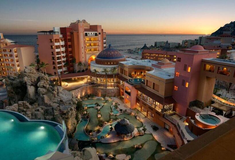 Beach Resort Suite