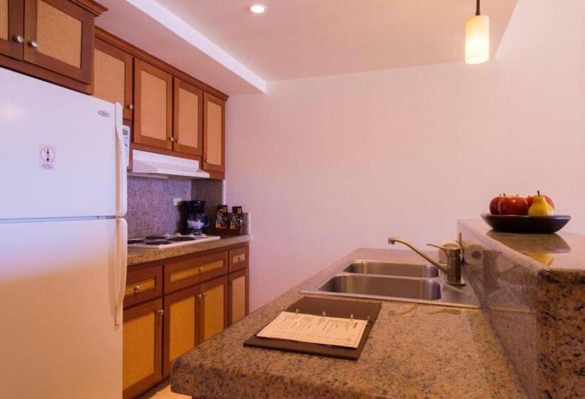 Beach Resort Suite
