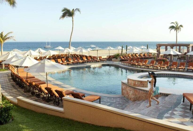 Beach Resort Suite
