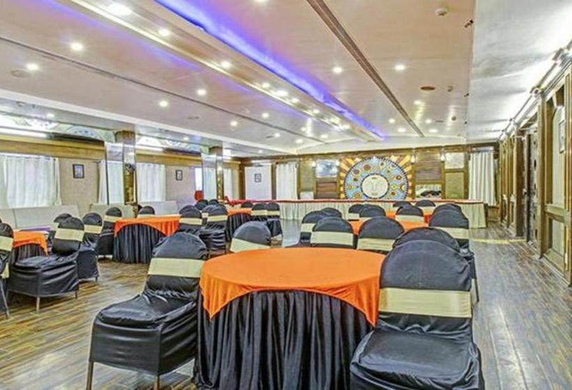 Fabhotel Arka