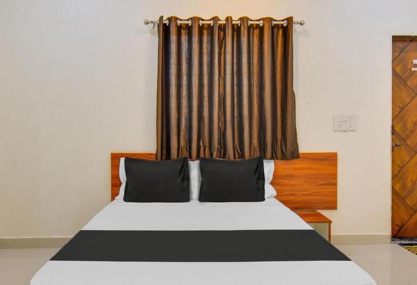ホテル Oyo Pratik Lodging