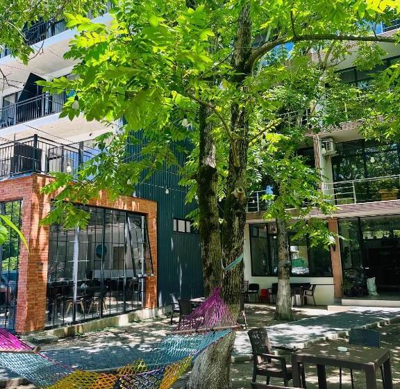 هتل Paradiso Kobuleti