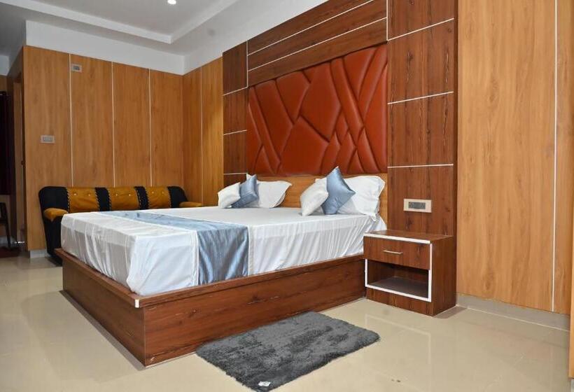 酒店 The Palace Suites