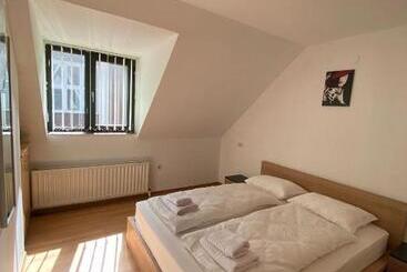Mat & Edw Room