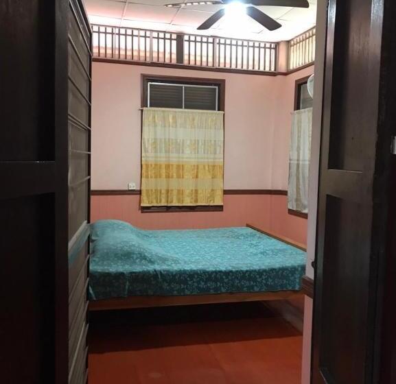 پانسیون Baan Lotus Guest House