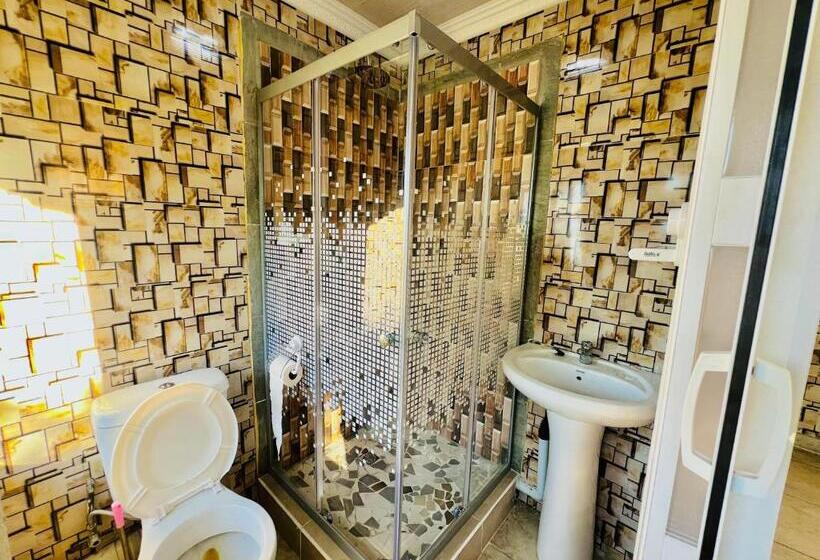 پانسیون Honeyhills Excellence Resorts E