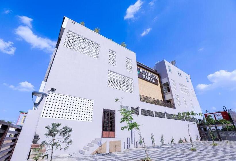 پانسیون Naga Luxury Suites Triple Bed Room Driver Free Stay