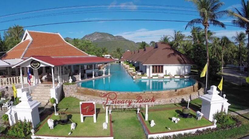 Privacy Beach Resort & Spa