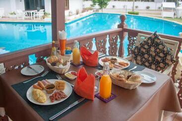 Privacy Beach Resort & Spa