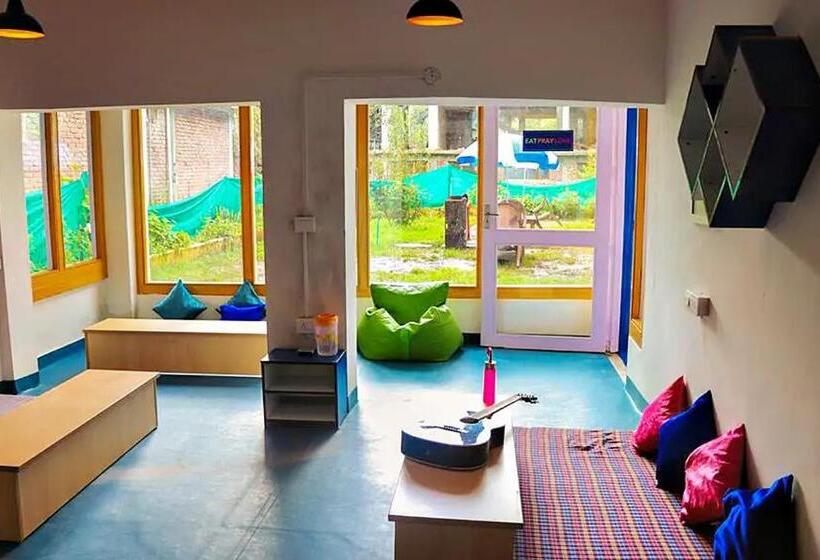 هاستل Oak Land House Manali