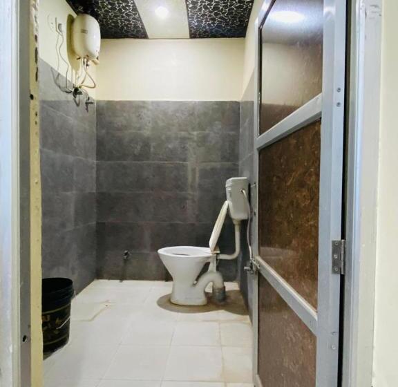 فندق Narendra Inn
