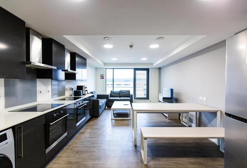New Era Living Ensuite Rooms With Shared Kitchen