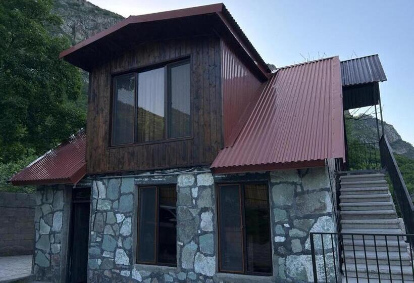 پانسیون Mak Guest House