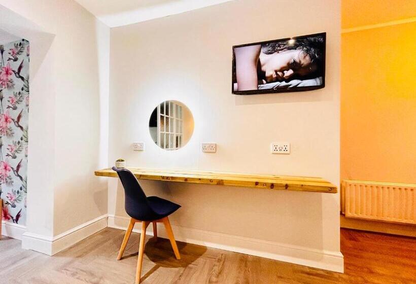 Rest Boutique Acton