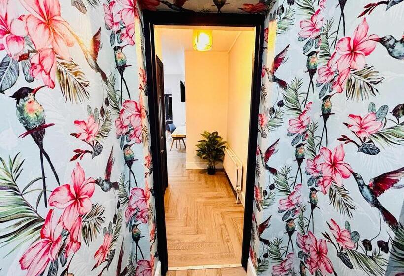 Rest Boutique Acton