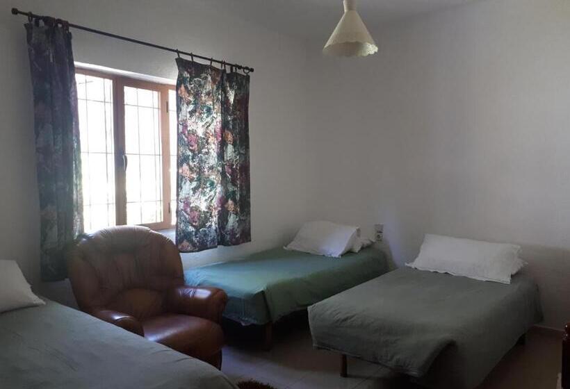 تختخواب و صبحانه Camping Kapxhiu