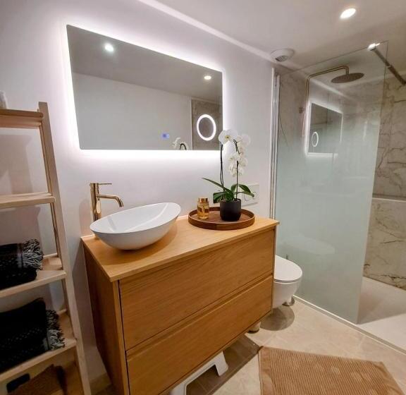 تختخواب و صبحانه Chambre De L Olivier