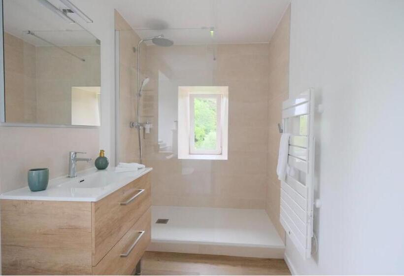 Bed and Breakfast Chambres D Hôtes   Domaine Les Sources