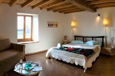 تختخواب و صبحانه Plaine Et Colline Chambres Et Table D Hôtes Isère