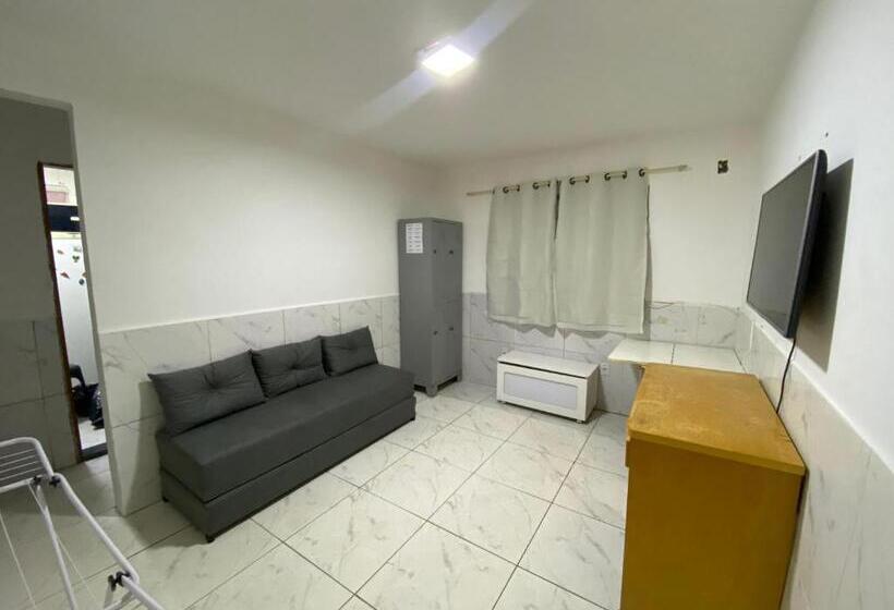 Hostel Da 18