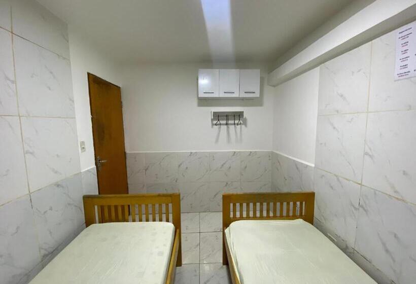 Hostel Da 18