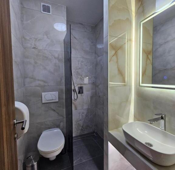 Hostel Premium