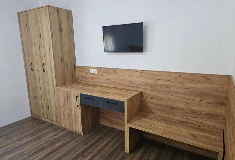 Hostel Premium