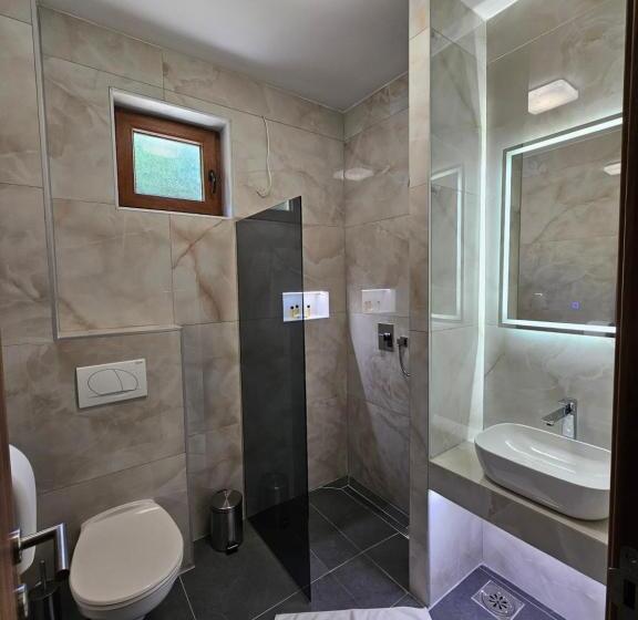 Hostel Premium