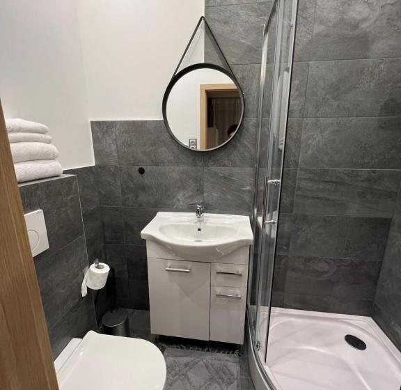 هتل Alpha Rooms