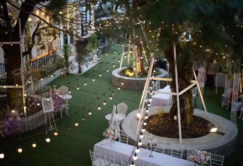 ホテル Bananaleaf Wedding Cafe & Resort