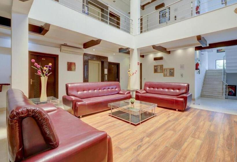 فندق Blue Moon Residency