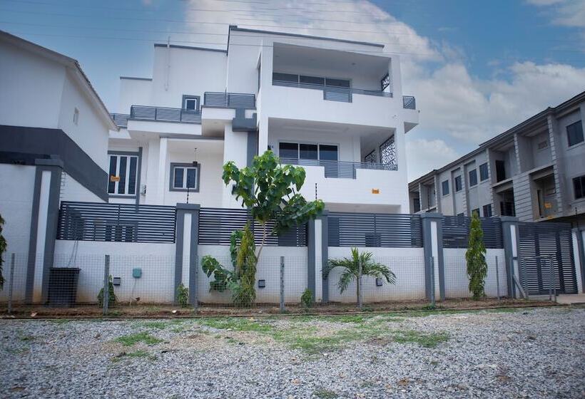 هتل Kyeston Apartment