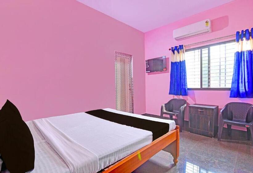 هتل O Om Residency