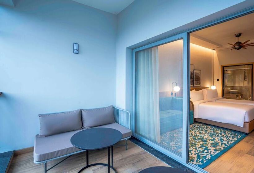 בית מלון כפרי Radisson Resort Hatgad Saputara