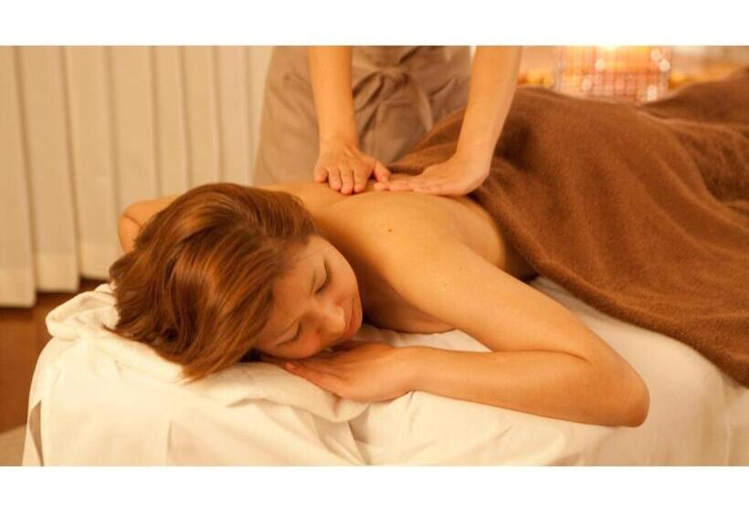 فندق Terrace Garden Mihama Resort   Vacation Stay 85787v