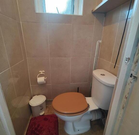 Пансион Elegant King Bed Get Away