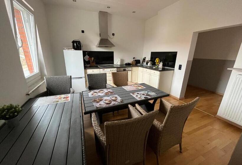 ペンション Große Zimmer Für 3 Personen  Fernseher, Kühlschrank