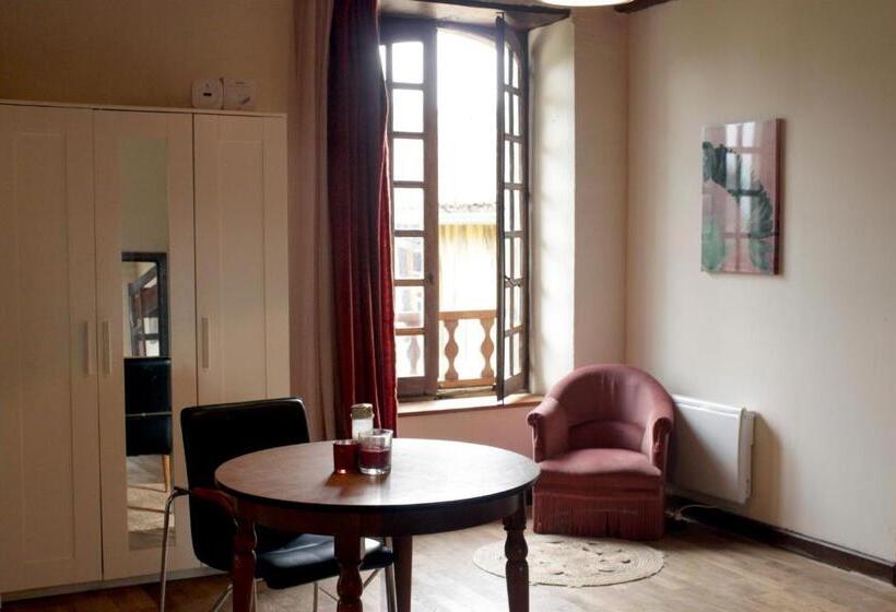 ペンション Gîtes Et Camping Hameau Nouste Temps