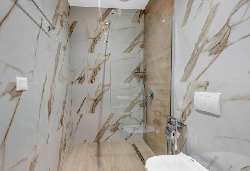 پانسیون Apartment Ad Berat