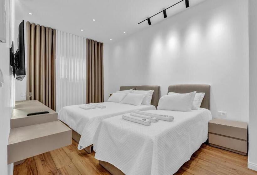 پانسیون Apartment Ad Berat