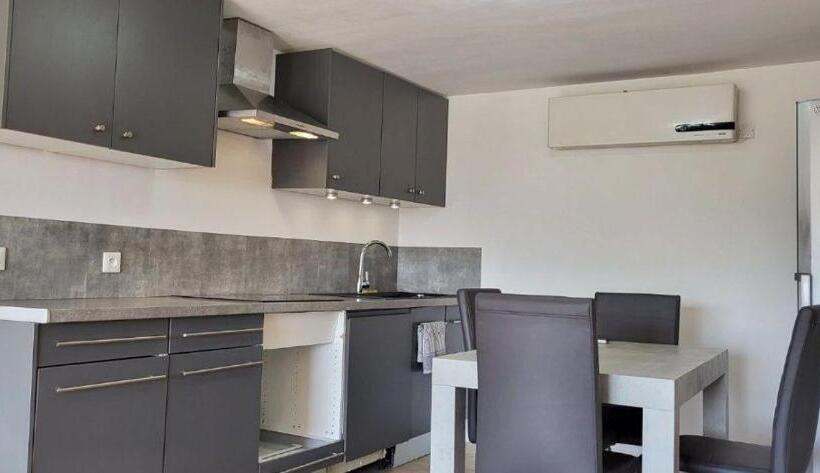 پانسیون Loue T3 Avec Terrasse