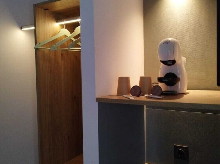 پانسیون Plaza Rooms