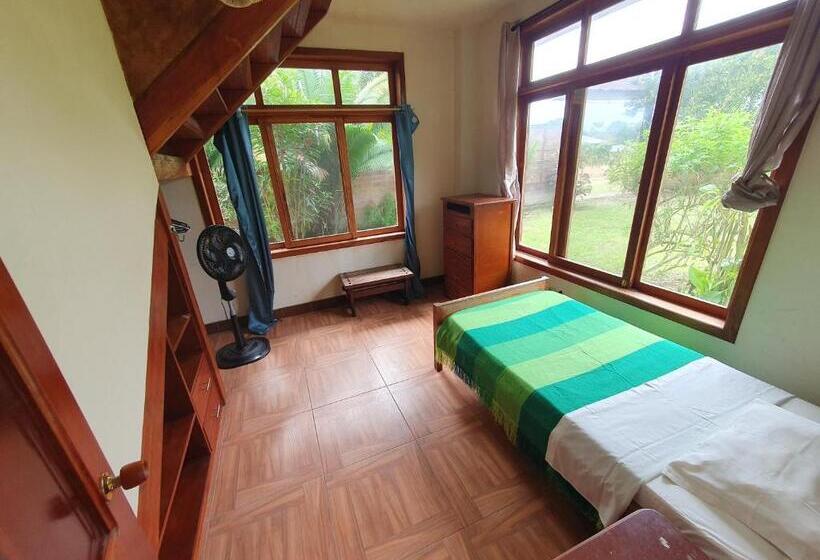 هاستل La Villa Del Colibri   Misahualli