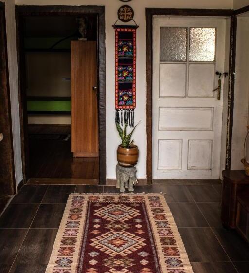 Schronisko Lemon Garden