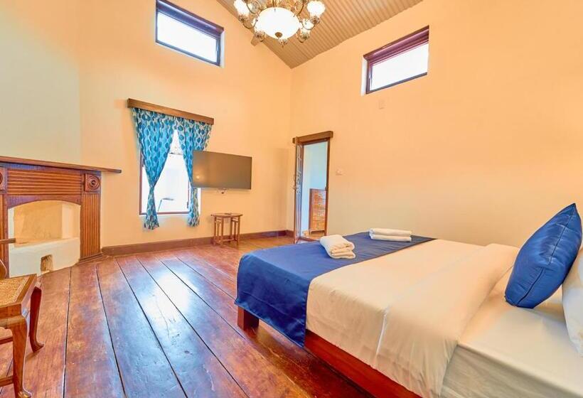 旅馆 Vintage Inglenook Premium Ooty Bungalow By Voye Homes