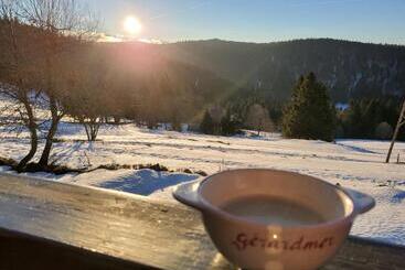 تختخواب و صبحانه Chalet Perle Des Hauts
